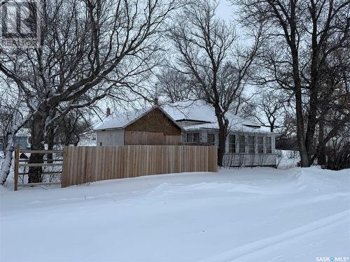 614 Whyte Street, Loreburn, SK - Outdoor