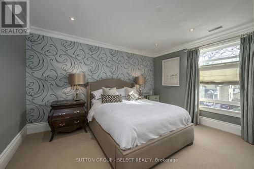 867 Hellmuth Avenue, London, ON - Indoor Photo Showing Bedroom