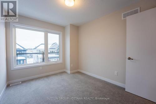 321 Catsfoot Walk, Ottawa, ON - Indoor Photo Showing Other Room