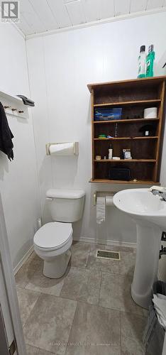 4 Alexander Street, Northern Bruce Peninsula, ON - Indoor Photo Showing Bathroom