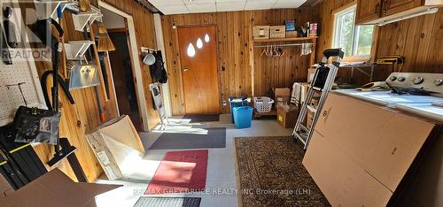 4 Alexander Street, Northern Bruce Peninsula, ON - Indoor Photo Showing Laundry Room