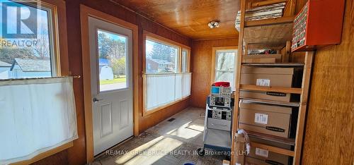 4 Alexander Street, Northern Bruce Peninsula, ON - Indoor