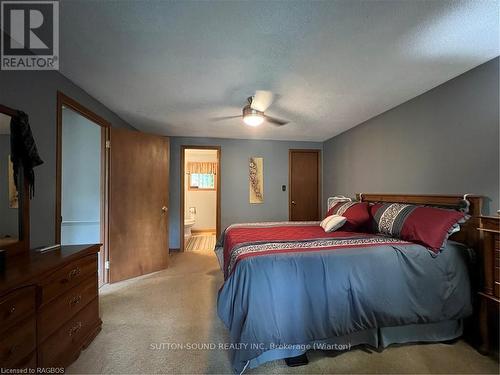 502230 Grey Road 1, Georgian Bluffs, ON - Indoor Photo Showing Bedroom