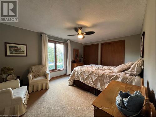 502230 Grey Road 1, Georgian Bluffs, ON - Indoor Photo Showing Bedroom