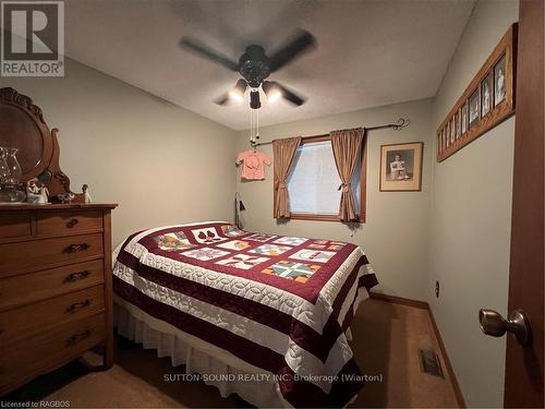 502230 Grey Road 1, Georgian Bluffs, ON - Indoor Photo Showing Bedroom