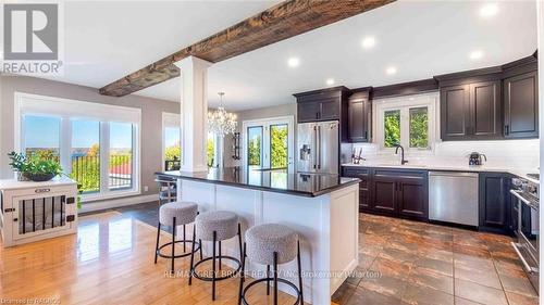 151 Grandore Street W, Georgian Bluffs, ON - Indoor Photo Showing Kitchen With Upgraded Kitchen