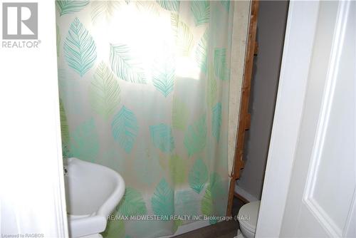 41 William Street W, Minto (Harriston), ON - Indoor Photo Showing Bathroom