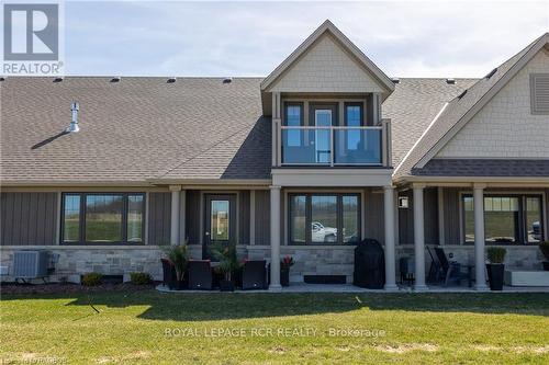 133 Hawthorn Crescent, Georgian Bluffs, ON - Outdoor With Facade