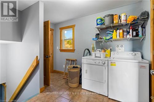 522223 Concession 12 Ndr, West Grey, ON - Indoor Photo Showing Laundry Room