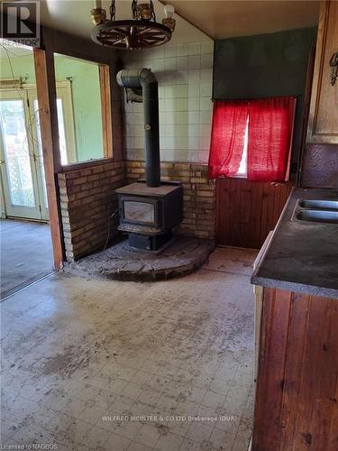 444 Chepstow Road, Brockton, ON - Indoor Photo Showing Other Room With Fireplace