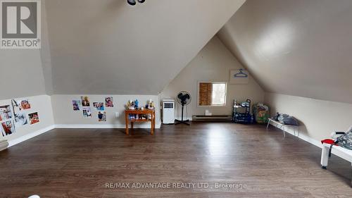 193 Wharncliffe Road N, London, ON - Indoor Photo Showing Other Room