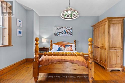 6782 Sixth Line, Centre Wellington, ON - Indoor Photo Showing Bedroom