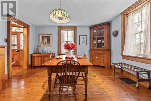 6782 Sixth Line, Centre Wellington, ON - Indoor Photo Showing Dining Room