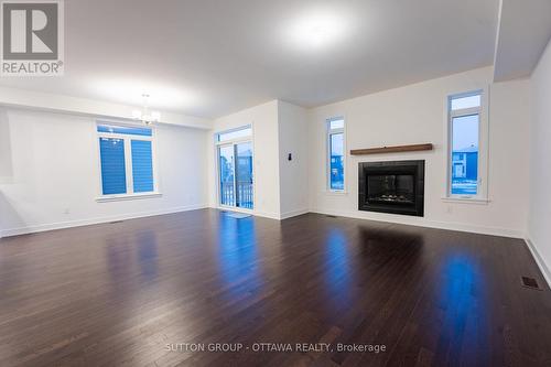 346 Monticello Avenue, Ottawa, ON - Indoor Photo Showing Living Room With Fireplace