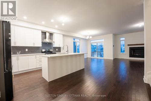 346 Monticello Avenue, Ottawa, ON - Indoor Photo Showing Kitchen With Fireplace