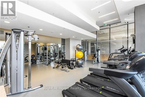 305 - 2093 Fairview Street, Burlington (Freeman), ON - Indoor Photo Showing Gym Room