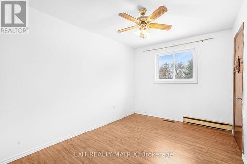 21111 Concession Rd 8 Road, South Glengarry, ON - Indoor Photo Showing Other Room