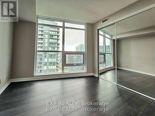 2402 - 600 Fleet Street, Toronto, ON - Indoor Photo Showing Other Room