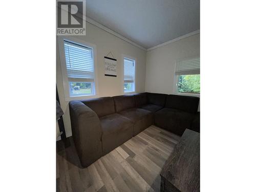 3465 Parmenter Avenue, Terrace, BC - Indoor Photo Showing Living Room