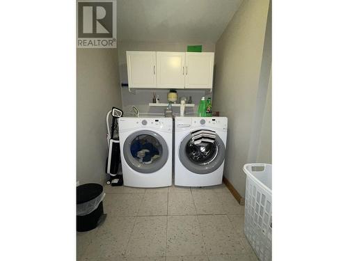 3465 Parmenter Avenue, Terrace, BC - Indoor Photo Showing Laundry Room