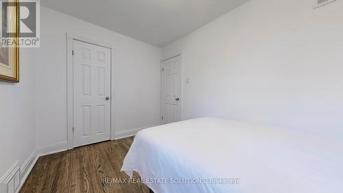 101 Brookview Drive, Toronto, ON - Indoor Photo Showing Bedroom