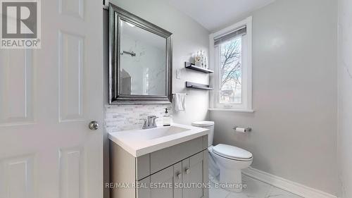 101 Brookview Drive, Toronto, ON - Indoor Photo Showing Bathroom