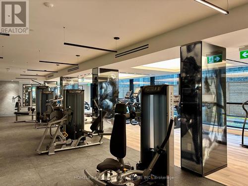 2711 - 127 Broadway Avenue, Toronto, ON - Indoor Photo Showing Gym Room