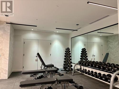 2711 - 127 Broadway Avenue, Toronto, ON - Indoor Photo Showing Gym Room