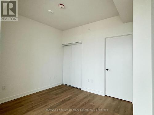 2711 - 127 Broadway Avenue, Toronto, ON - Indoor Photo Showing Other Room