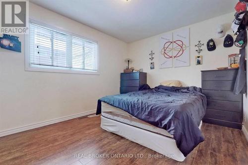 Main Fl - 327 Dover Street, Oshawa, ON - Indoor Photo Showing Bedroom