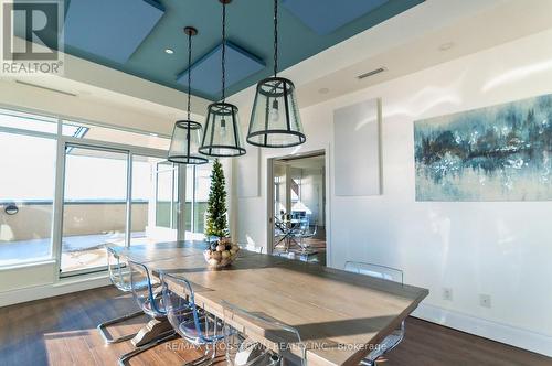 401 - 90 Orchard Point Road, Orillia, ON - Indoor Photo Showing Dining Room