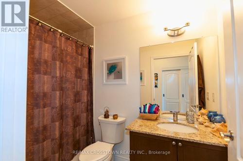 401 - 90 Orchard Point Road, Orillia, ON - Indoor Photo Showing Bathroom