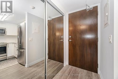 18 - 30 Via Rosedale, Brampton, ON - Indoor Photo Showing Kitchen With Stainless Steel Kitchen