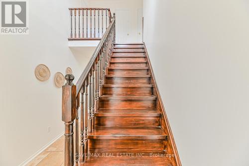 40 Eric Clarke Drive, Whitby, ON - Indoor Photo Showing Other Room