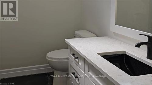 475 Keeso Lane, North Perth (Listowel), ON - Indoor Photo Showing Bathroom