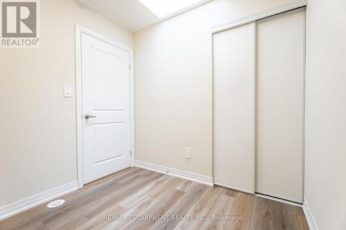 123 - 1577 Rose Way, Milton, ON - Indoor Photo Showing Other Room