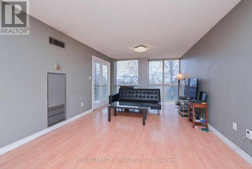 308 - 350 Webb Drive, Mississauga, ON - Indoor