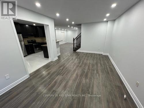 1071 Savoline Boulevard, Milton, ON - Indoor Photo Showing Other Room