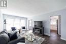 380 East 19Th Street, Hamilton, ON  - Indoor Photo Showing Living Room 