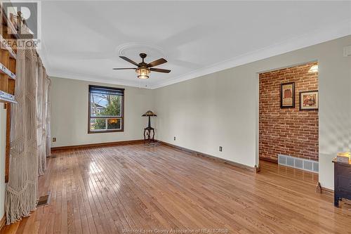 1352 Road 5 East, Kingsville, ON - Indoor Photo Showing Other Room