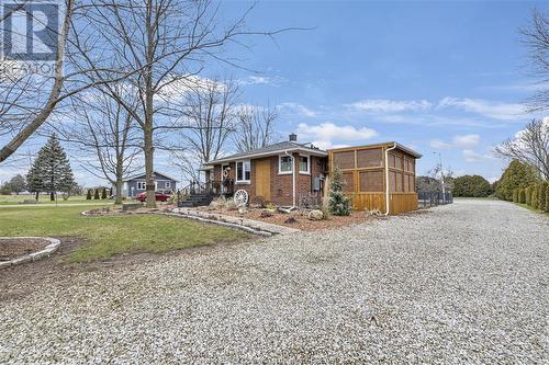 1352 Road 5 East, Kingsville, ON - Outdoor