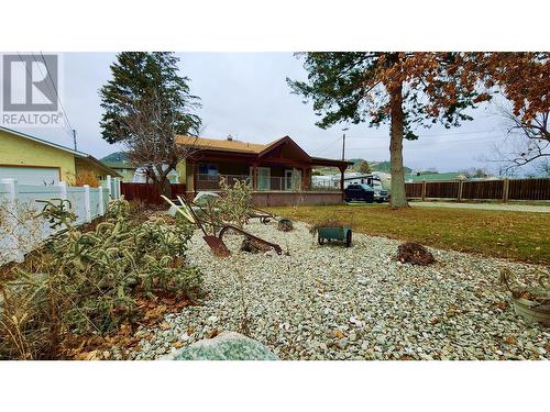 Front - 5870 Okanagan Street, Oliver, BC - Outdoor