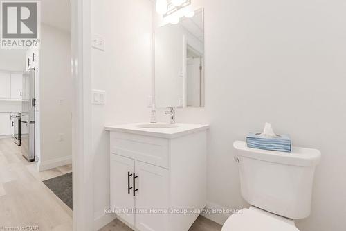 302 - 99B Farley Road, Centre Wellington (Fergus), ON - Indoor Photo Showing Bathroom