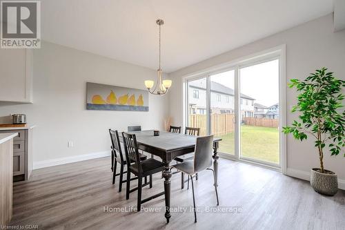 45 Queensgate Crescent, Woolwich, ON - Indoor Photo Showing Dining Room