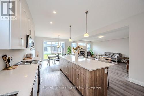 45 Queensgate Crescent, Woolwich, ON - Indoor Photo Showing Kitchen With Upgraded Kitchen