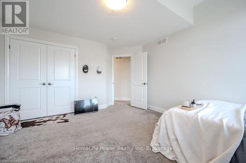 45 Queensgate Crescent, Woolwich, ON - Indoor Photo Showing Bedroom