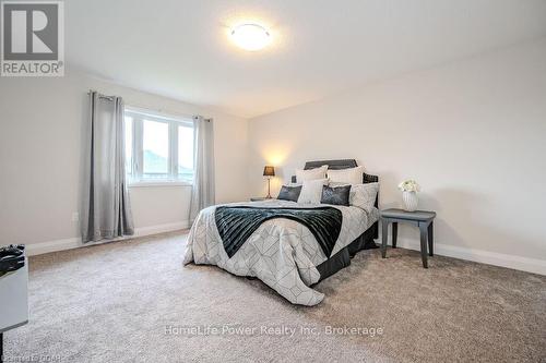 45 Queensgate Crescent, Woolwich, ON - Indoor Photo Showing Bedroom