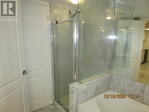 3306 - 38 Elm Street, Toronto, ON - Indoor Photo Showing Bathroom