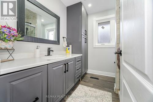 6820 Side Road 16, King, ON - Indoor Photo Showing Bathroom