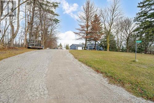 6820 Side Road 16, King, ON - Outdoor